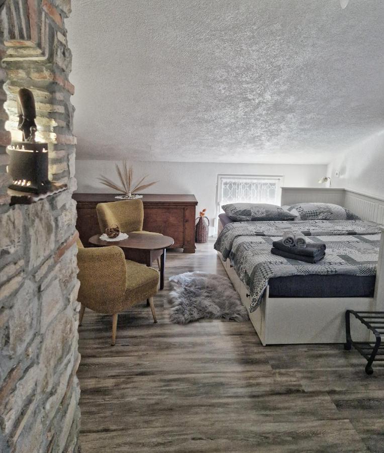 Sweet Room With A Terrace Roc Luaran gambar